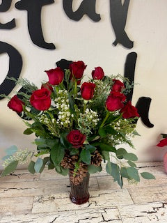 Classic Christmas Rose Dozen