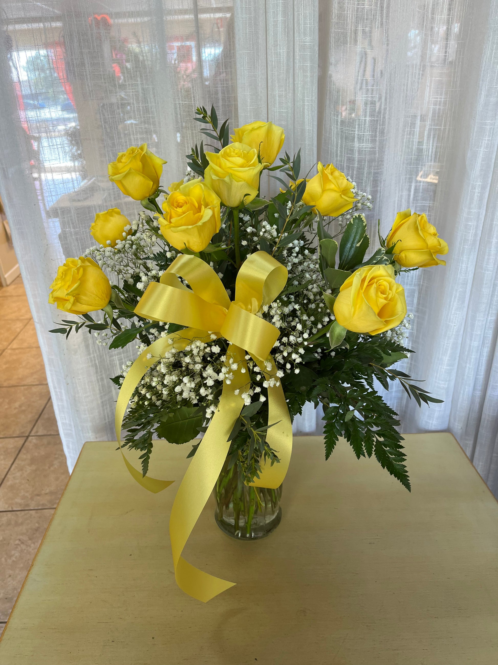 Yellow Roses Multipetals Classic Dozen Yellow Roses – The Petal Patch